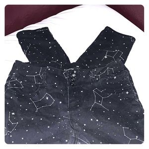 🌙 HOT TOPIC ✨ Constellation Super Skinnies